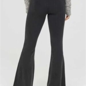 Aerie Offline OG super Flared short - Black